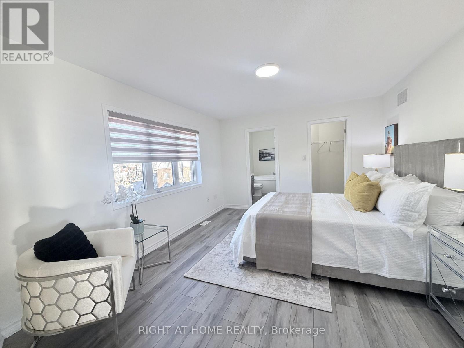 21 - 1222 Rose Way, Milton, Ontario  L9E 1P2 - Photo 24 - W12987392