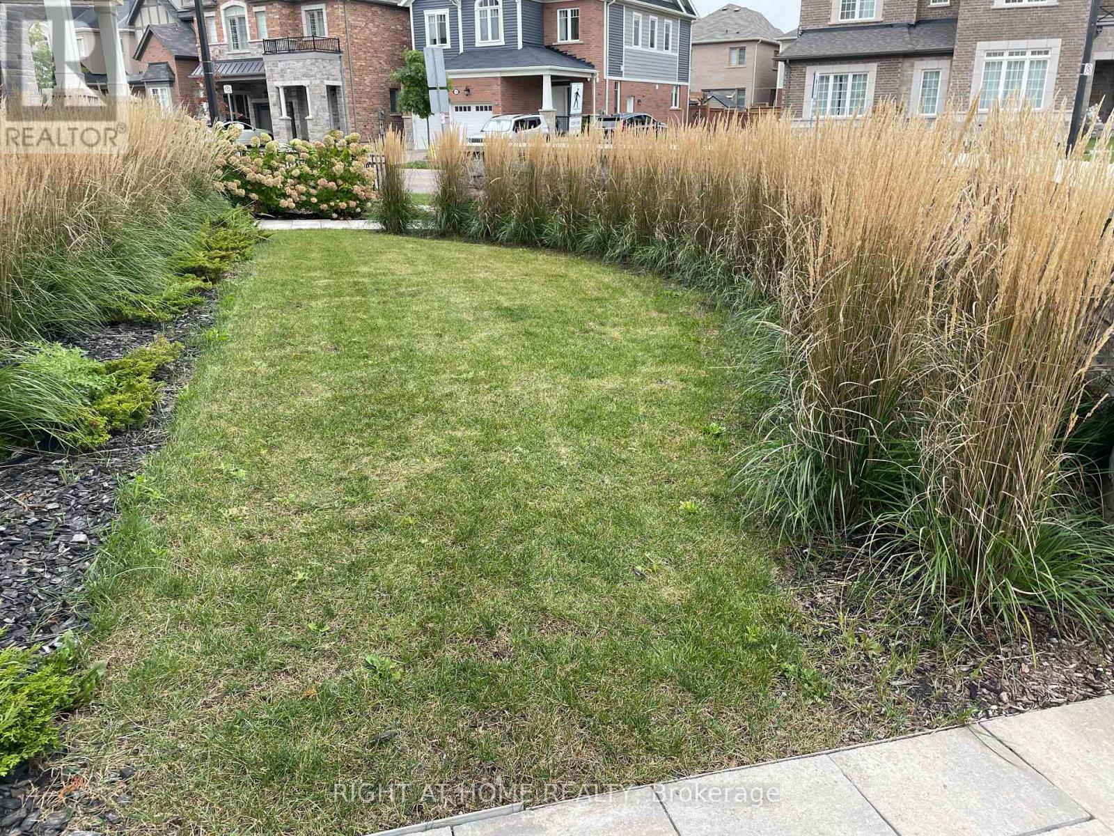 21 - 1222 Rose Way, Milton, Ontario  L9E 1P2 - Photo 48 - W12987392