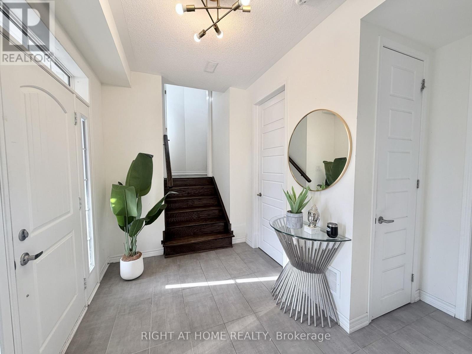 21 - 1222 Rose Way, Milton, Ontario  L9E 1P2 - Photo 47 - W12987392