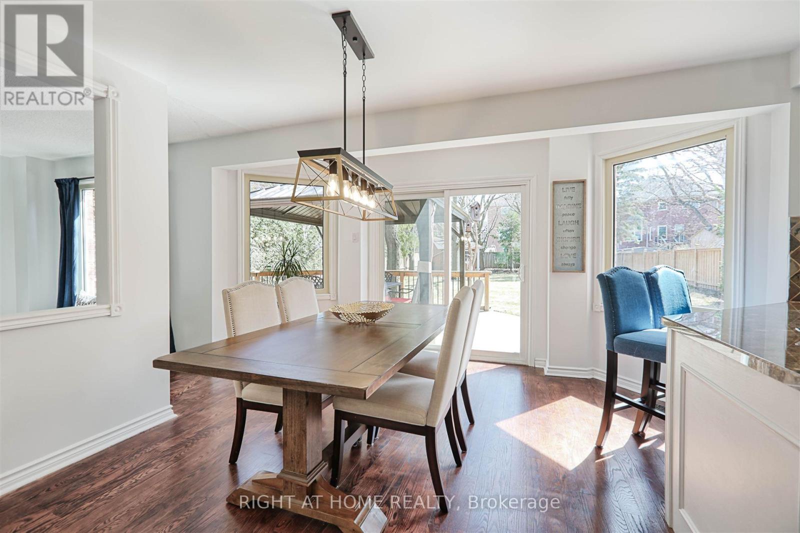 236 Mccaffrey Road, Newmarket, Ontario  L3X 1J3 - Photo 11 - N12987650