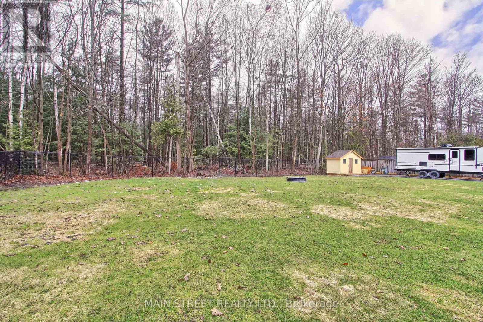 52 Maple Avenue, Georgina, Ontario  L0E 1R0 - Photo 14 - N12987684