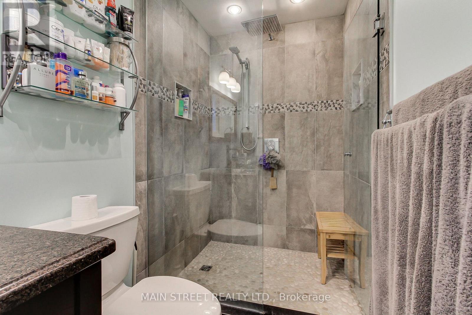 52 Maple Avenue, Georgina, Ontario  L0E 1R0 - Photo 19 - N12987684