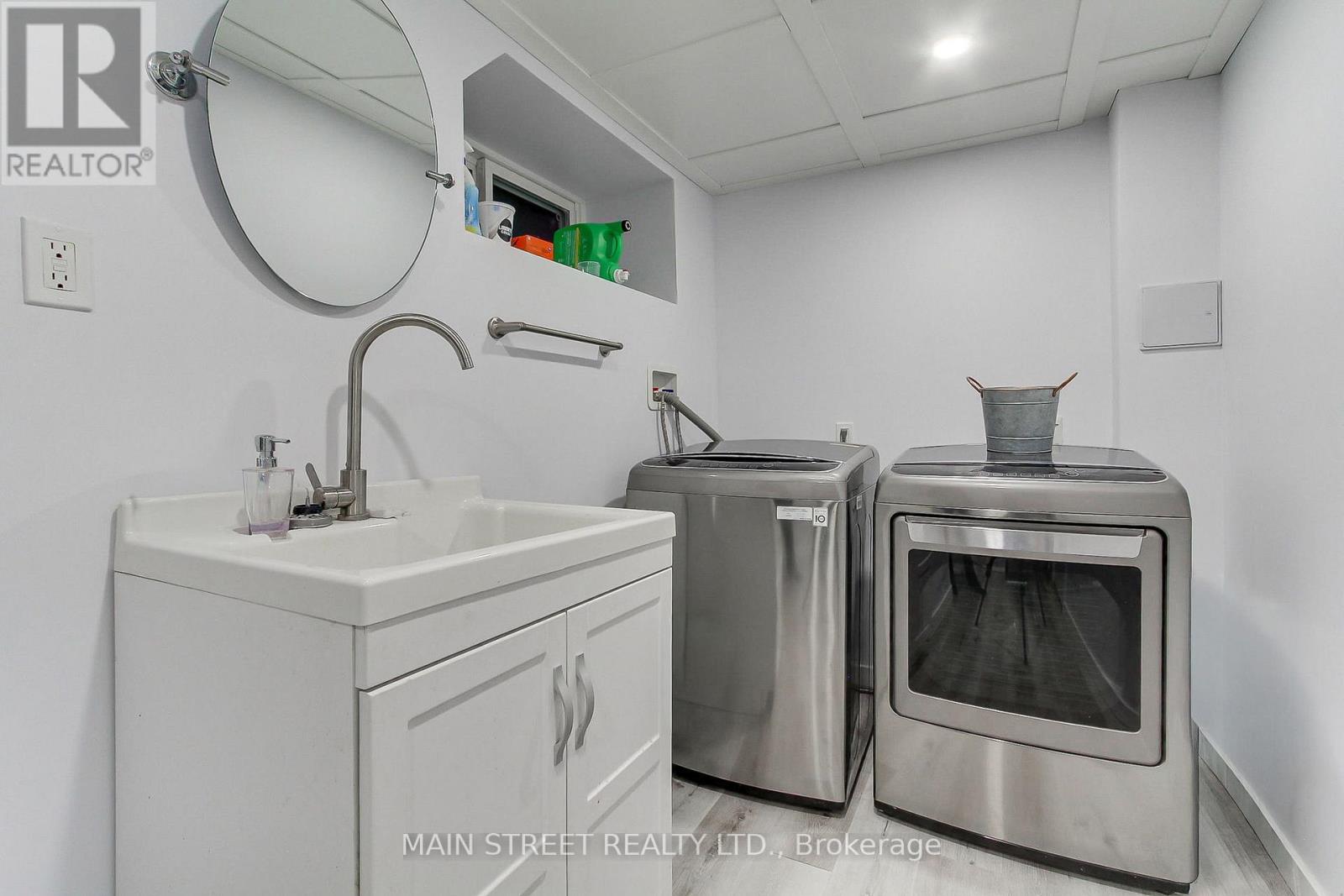 52 Maple Avenue, Georgina, Ontario  L0E 1R0 - Photo 31 - N12987684