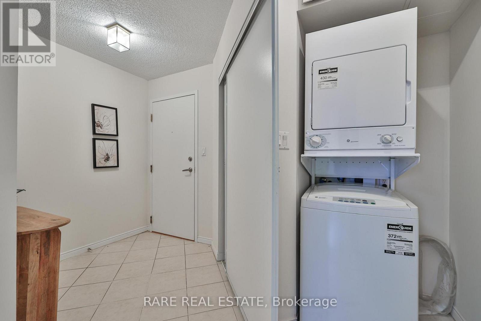 812 - 135 Hillcrest Avenue, Mississauga, Ontario  L5B 4B1 - Photo 27 - W12987666