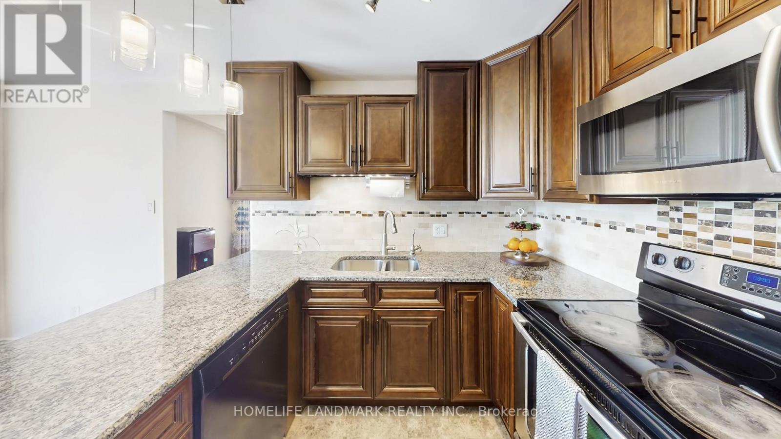 330 Guelph Avenue, Cambridge, Ontario  N3C 2V3 - Photo 18 - X12987658