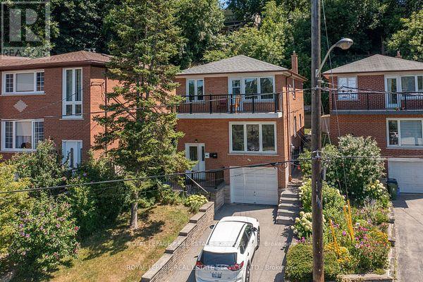 Lower - 177 Gooch Avenue, Toronto, Ontario  M6L 4L9 - Photo 11 - W12987586