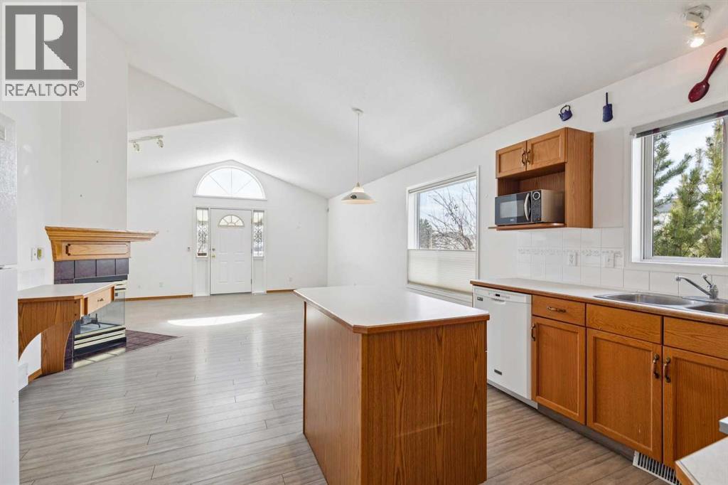 70 Anaheim Green Ne, Calgary, Alberta  T1Y 7A6 - Photo 10 - A2258872