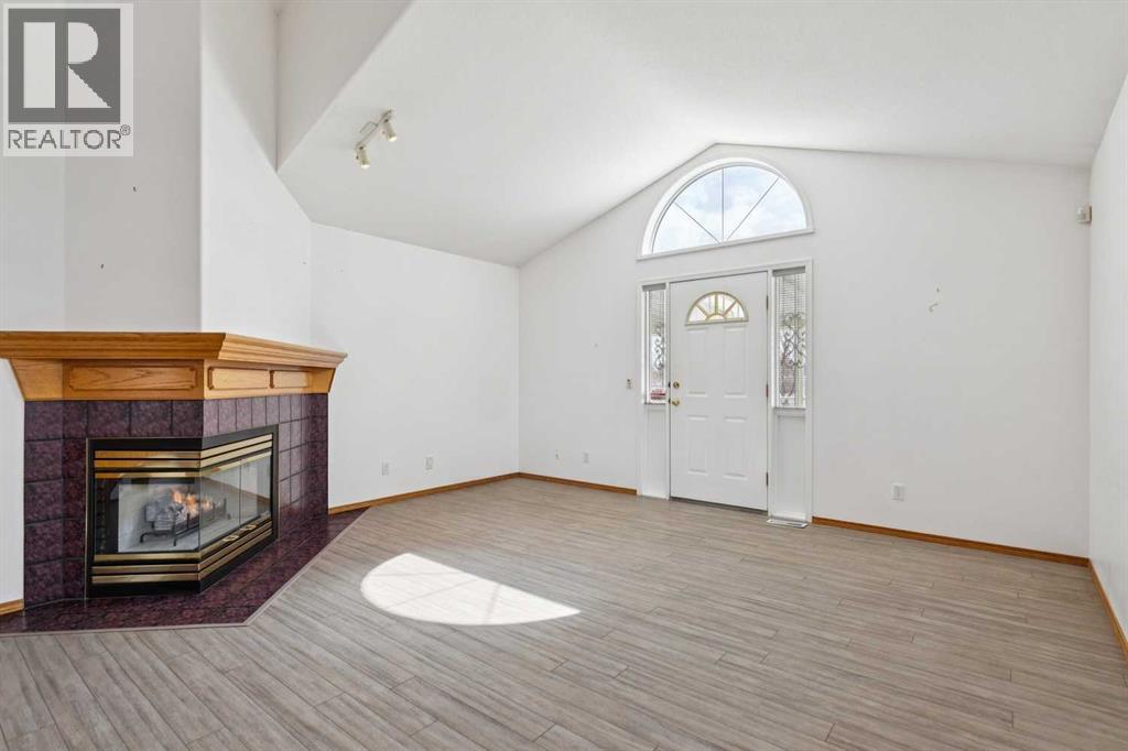 70 Anaheim Green Ne, Calgary, Alberta  T1Y 7A6 - Photo 12 - A2258872