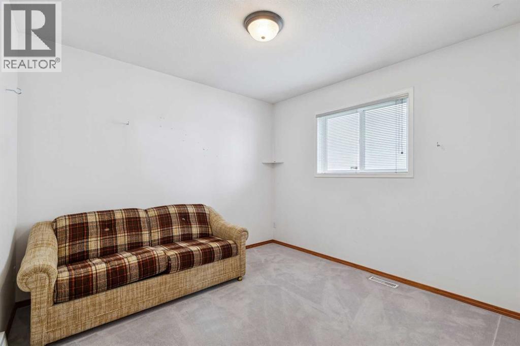 70 Anaheim Green Ne, Calgary, Alberta  T1Y 7A6 - Photo 16 - A2258872