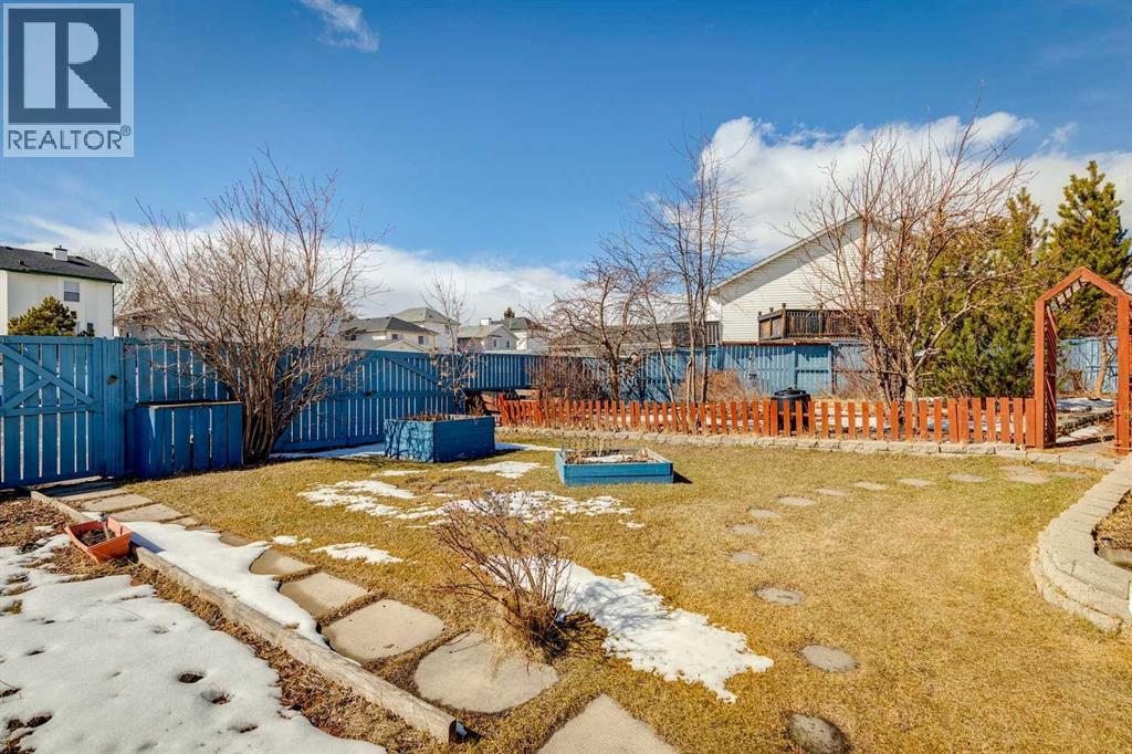 70 Anaheim Green Ne, Calgary, Alberta  T1Y 7A6 - Photo 31 - A2258872