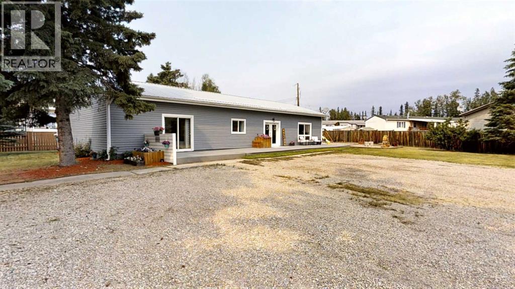 4024 6 Avenue, Edson, Alberta  T7E 1A3 - Photo 3 - A2297962