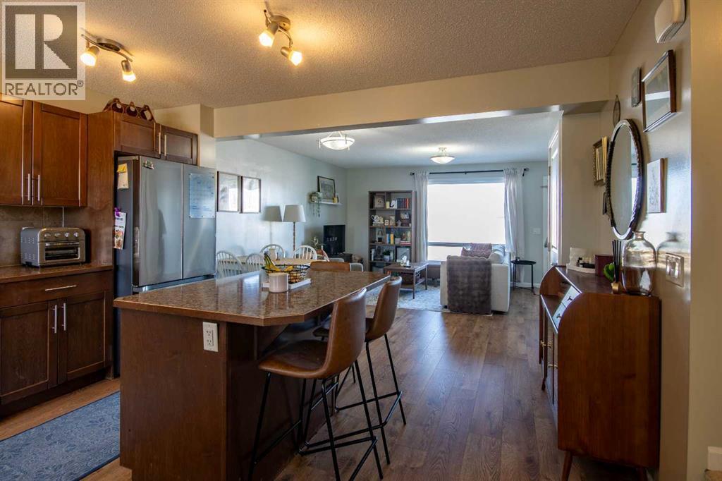 203 Clover Way, Carstairs, Alberta  T0M 0N0 - Photo 3 - A2292899