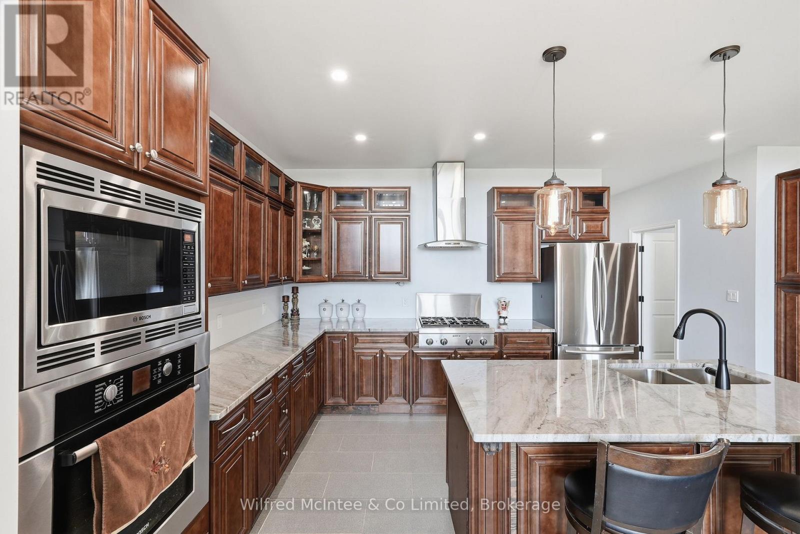 1054 4 Concession E, Brockton, Ontario  N0G 1V0 - Photo 23 - X12987548