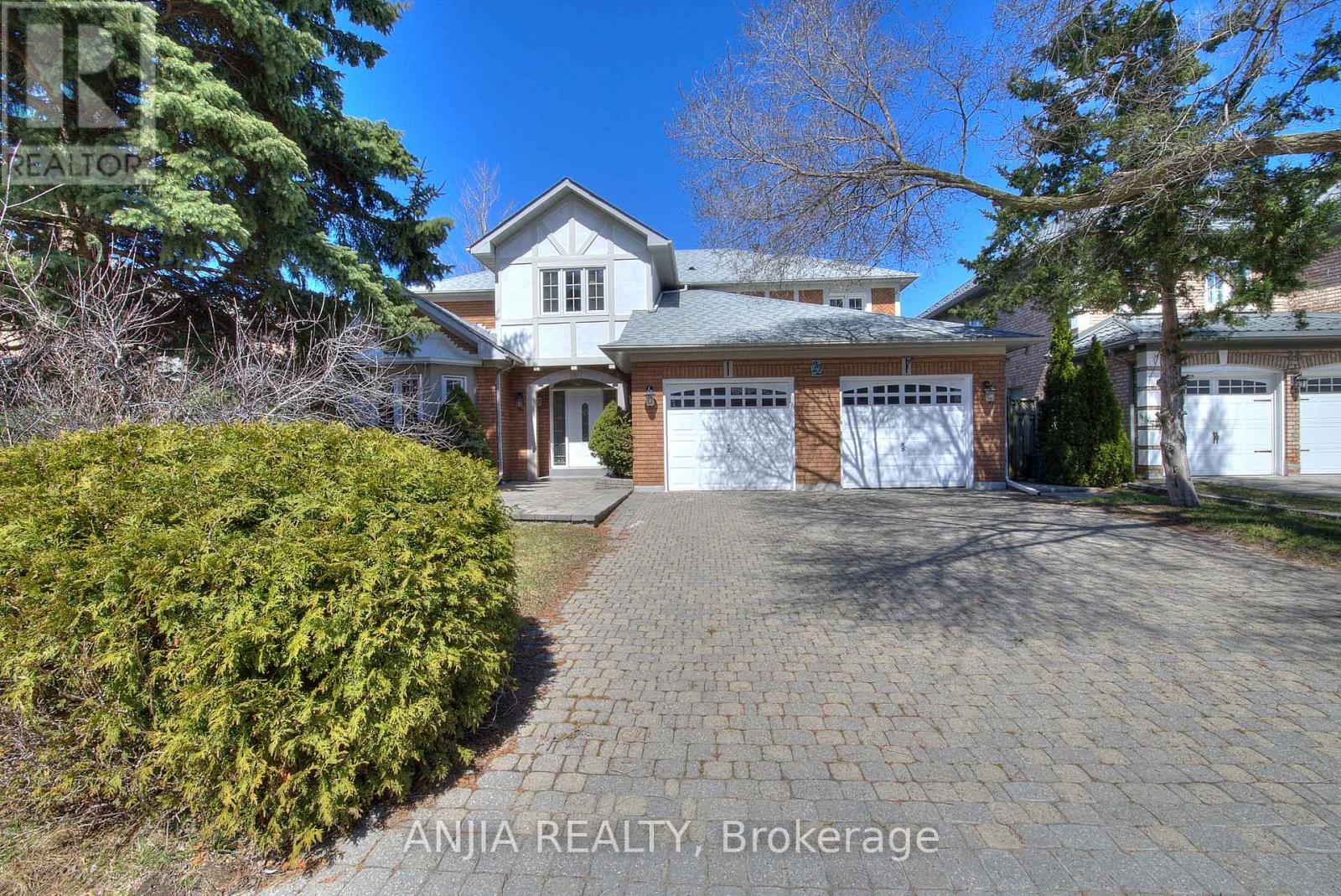 22 Chiltern Hill, Richmond Hill, Ontario  L4B 3B8 - Photo 17 - N12986632