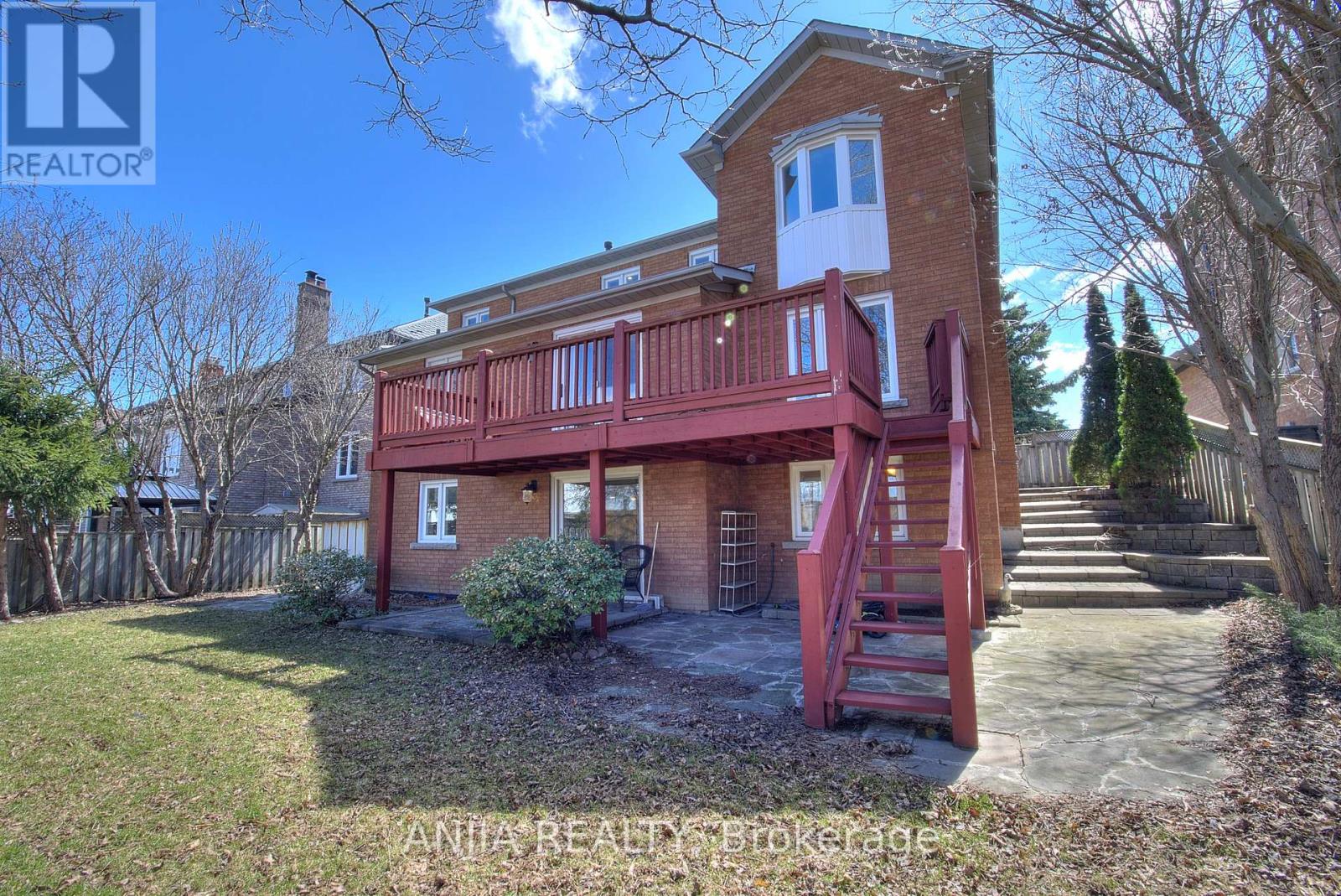 22 Chiltern Hill, Richmond Hill, Ontario  L4B 3B8 - Photo 24 - N12986632