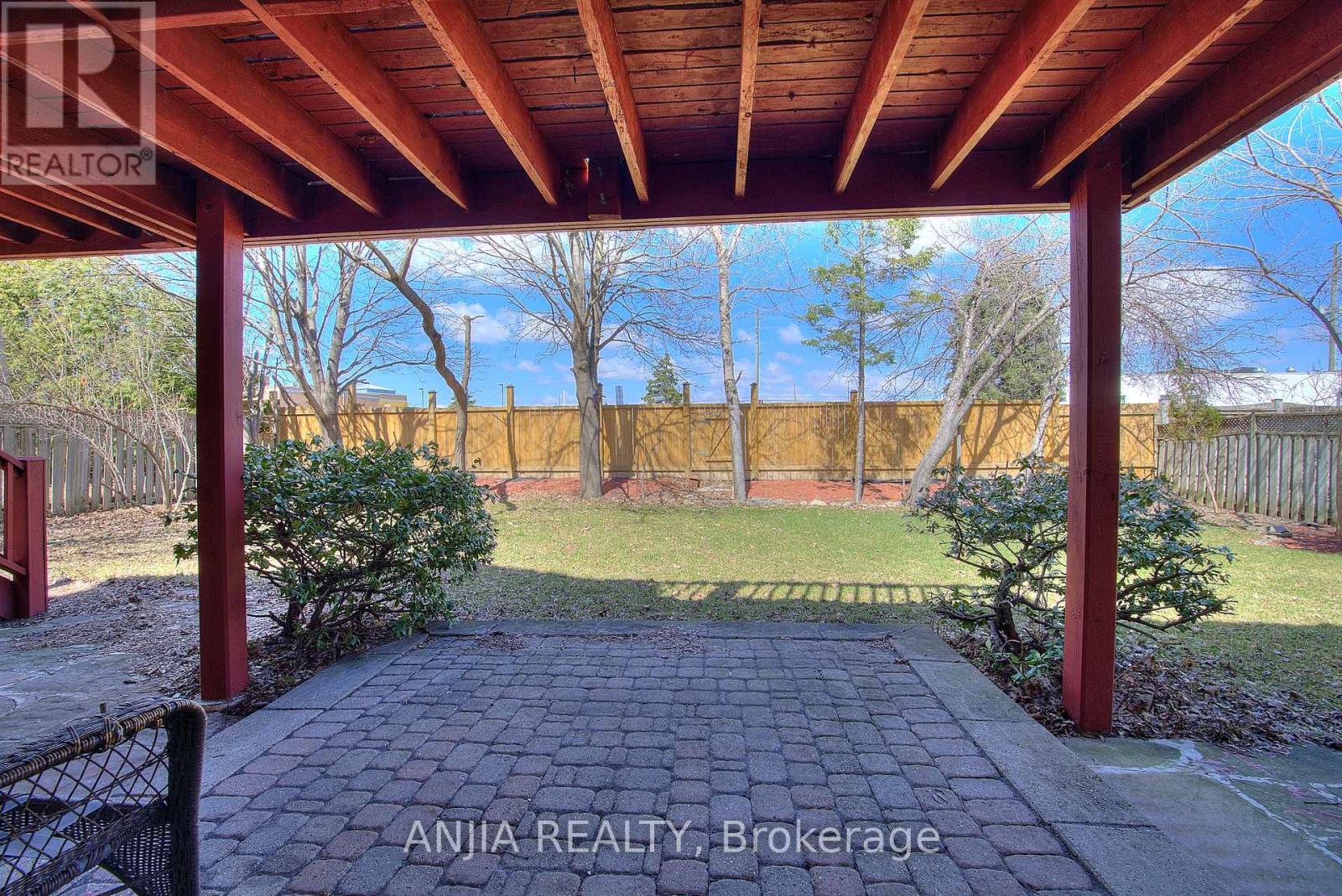 22 Chiltern Hill, Richmond Hill, Ontario  L4B 3B8 - Photo 28 - N12986632