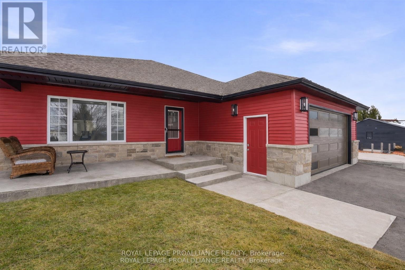 3741 County Road 3, Prince Edward County, Ontario  K0K 1L0 - Photo 5 - X12812606