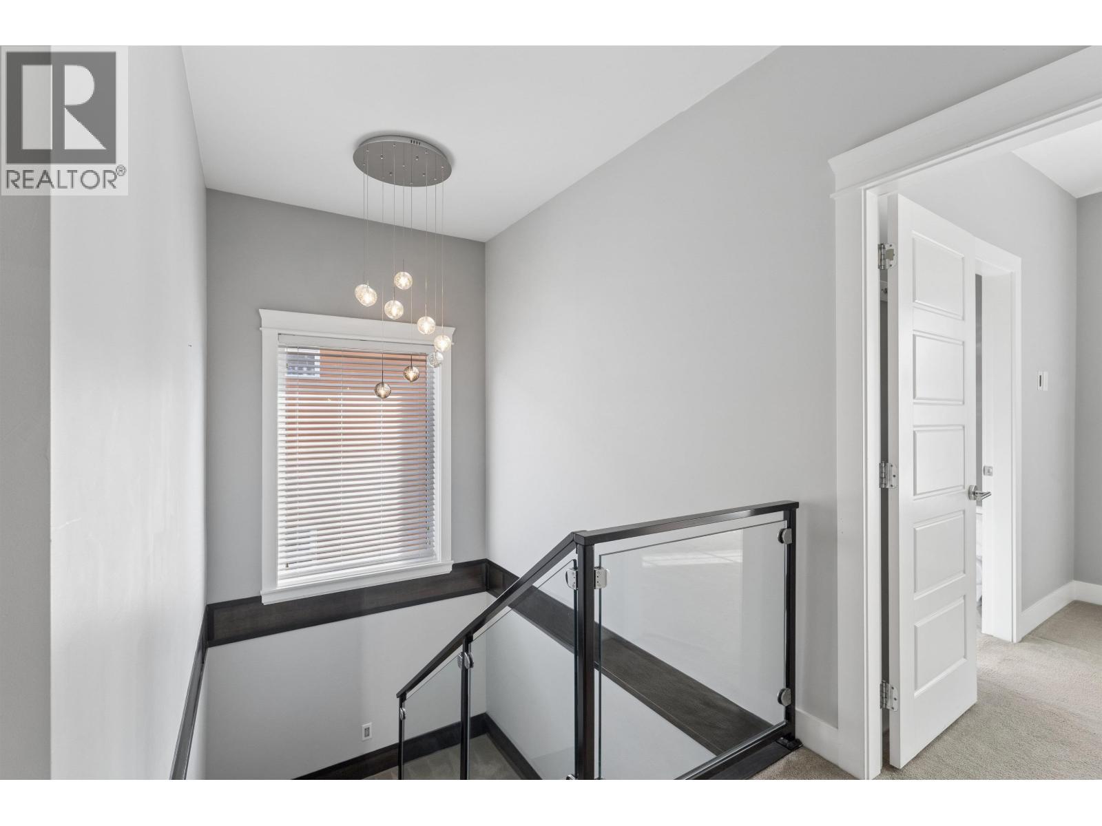 3233 Grant Street, Vancouver, British Columbia  V5K 3J1 - Photo 17 - R3102908