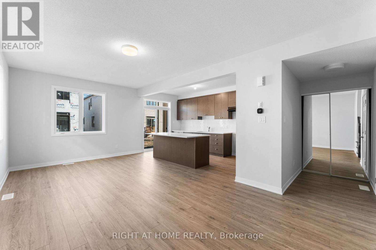 717 Tincture Place S, Ottawa, Ontario  K2W 0P3 - Photo 3 - X12987692