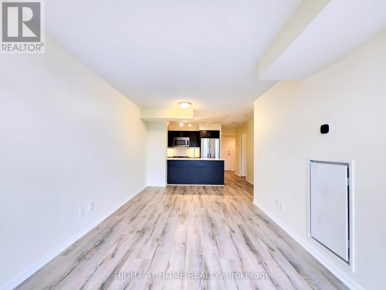 824 - 35 BASTION STREET, Toronto, Ontario