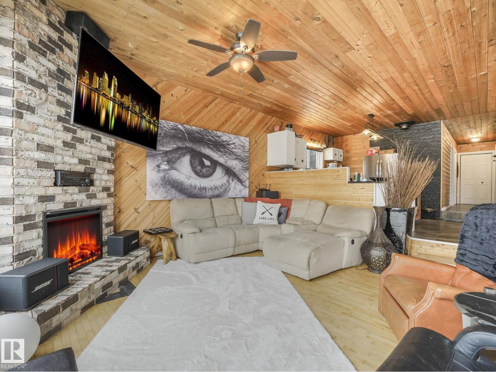 213 Crystal Springs Dr, Rural Wetaskiwin County, Alberta  T0C 2V0 - Photo 17 - E4481021