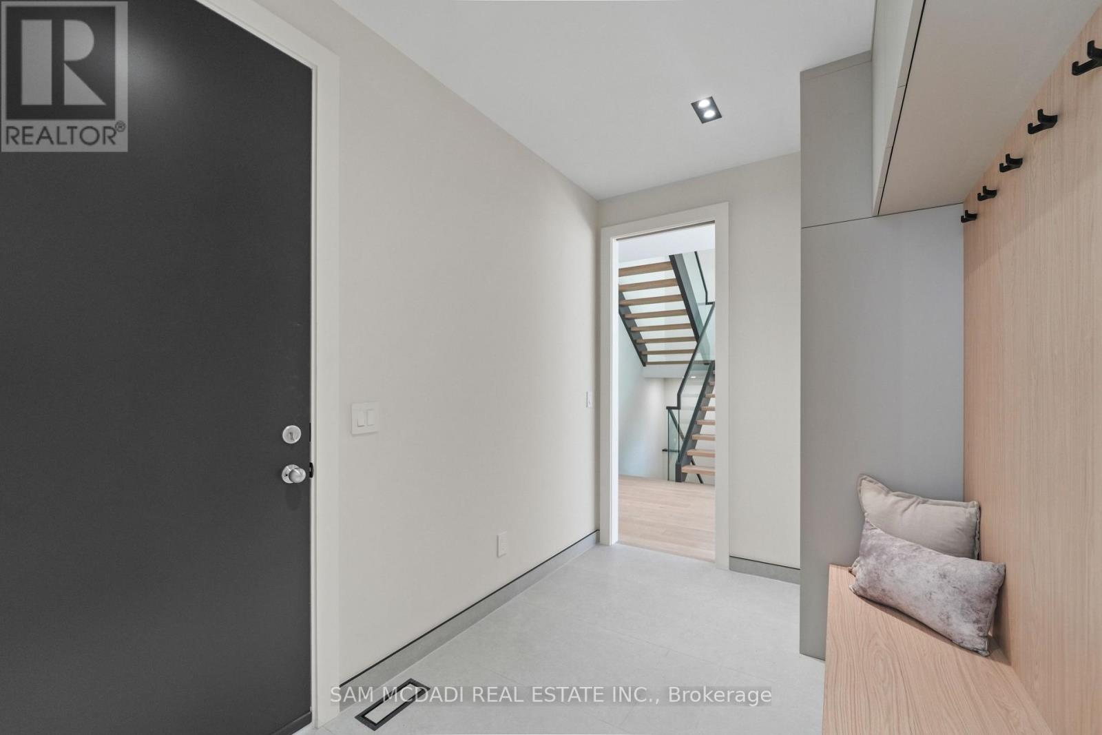 362 Meadow Wood Lane, Mississauga, Ontario  L5J 2S9 - Photo 16 - W12987704