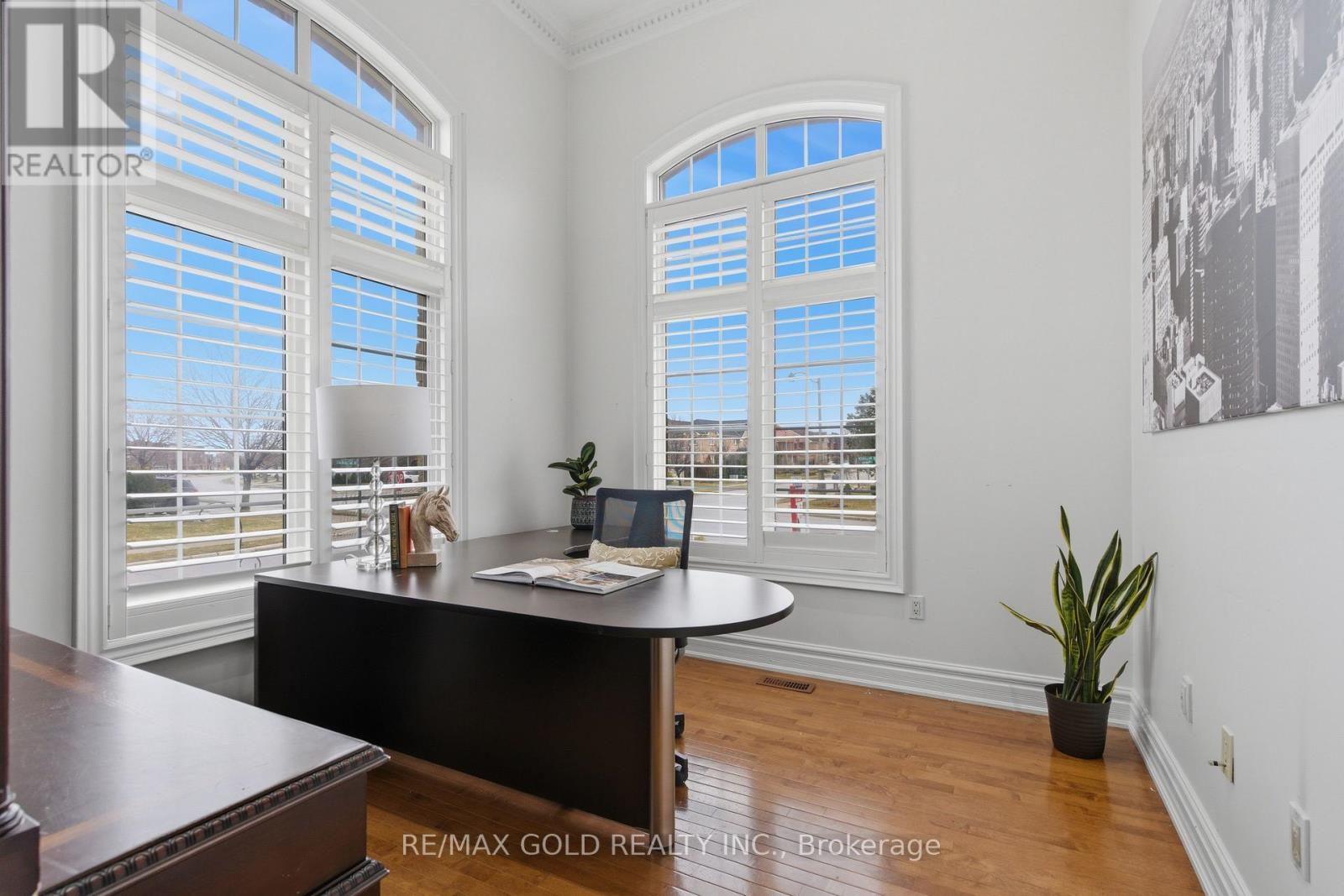 2 Calderstone Road, Brampton, Ontario  L6P 2A4 - Photo 7 - W12980560