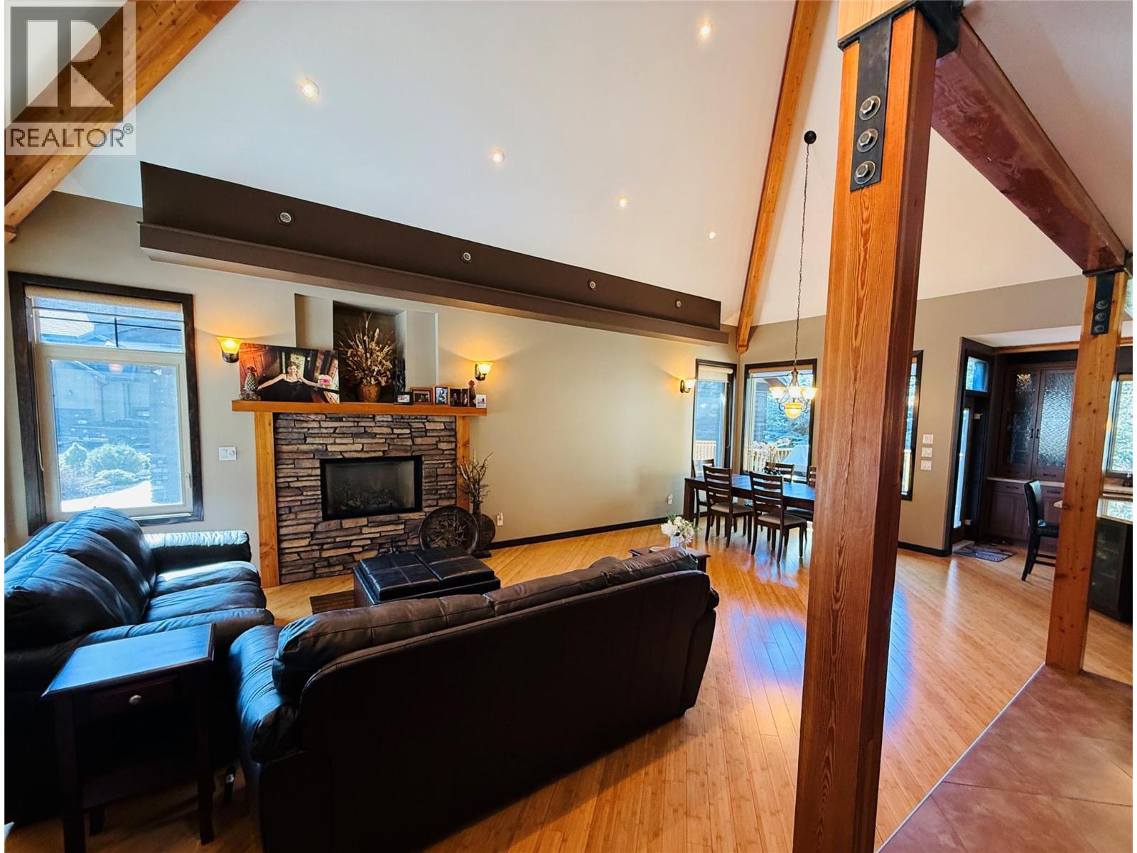 4997 Eaglebrook Court, Fairmont Hot Springs, British Columbia  V0B 1L1 - Photo 8 - 10383103