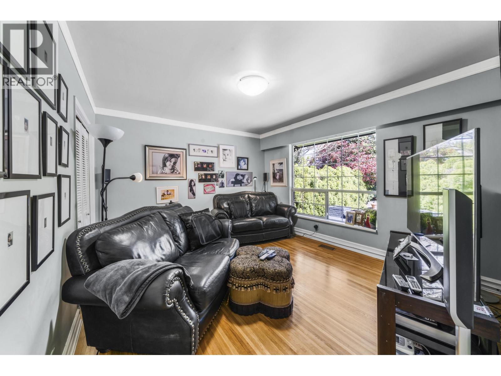 605 Victor Street, Coquitlam, British Columbia  V3J 3V4 - Photo 12 - R3048340