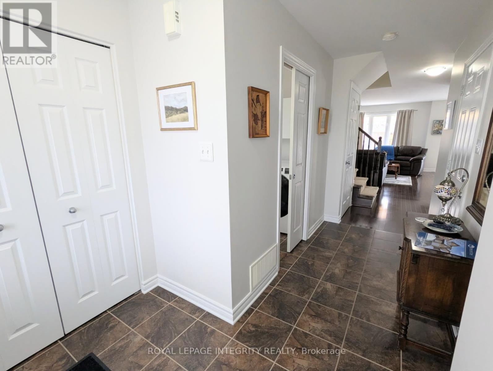 317 Mercury Street, Clarence-Rockland, Ontario  K4K 0G7 - Photo 4 - X12818518