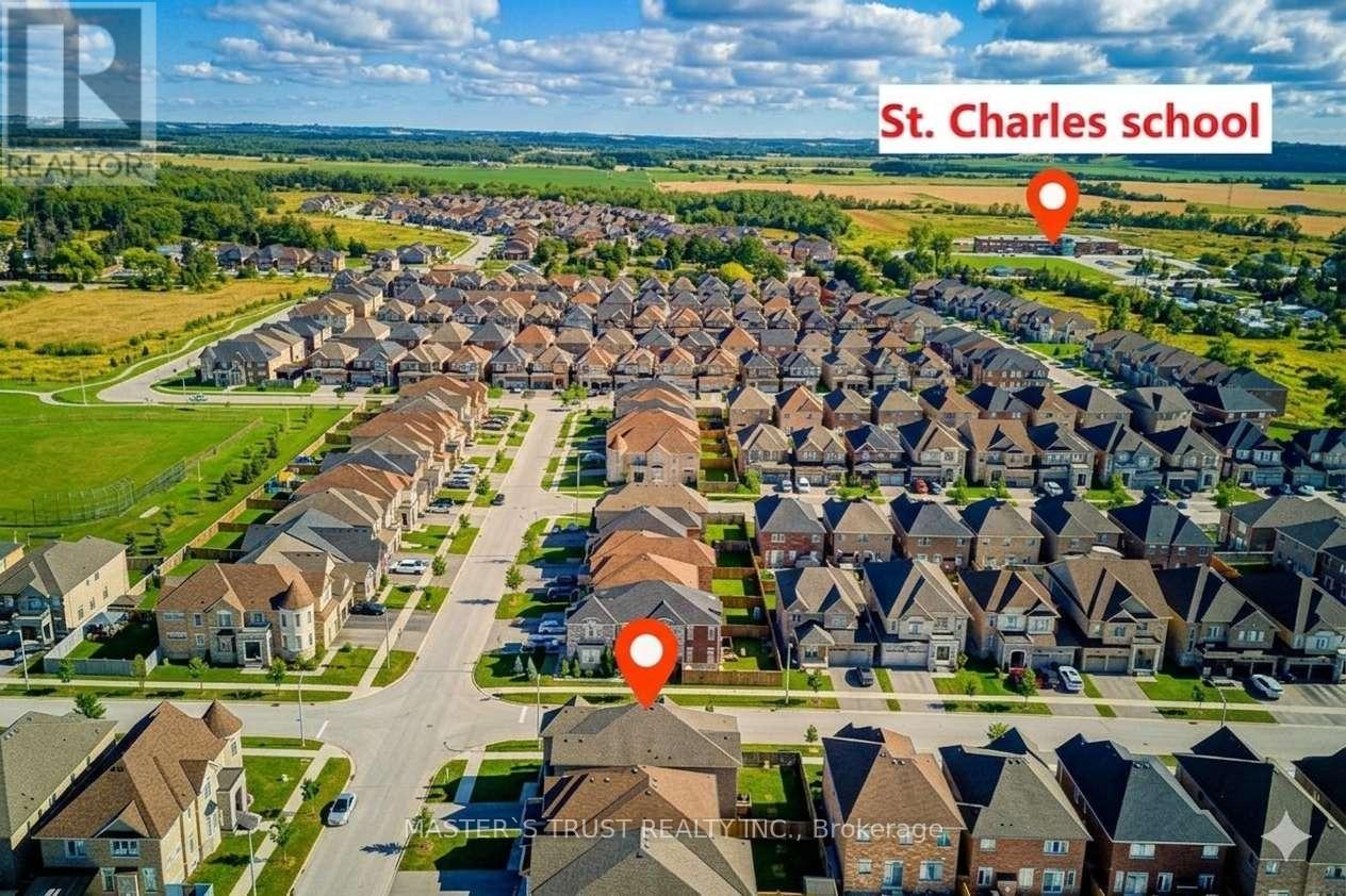 57 Tupling Street, Bradford West Gwillimbury, Ontario  L3Z 0W8 - Photo 4 - N12847342