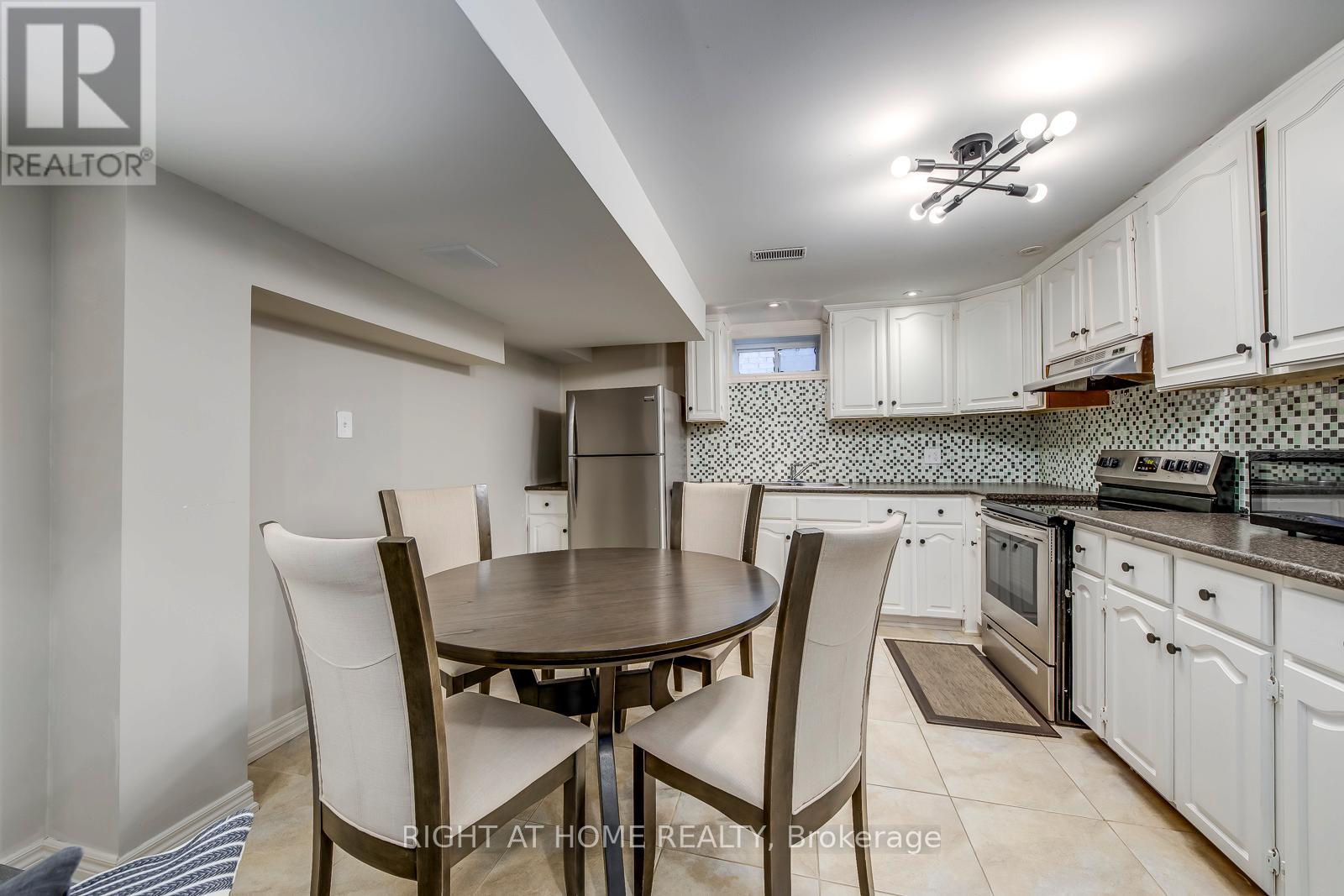 Lower - 56 Barberry Crescent, Richmond Hill, Ontario  L4E 4S6 - Photo 14 - N12987708