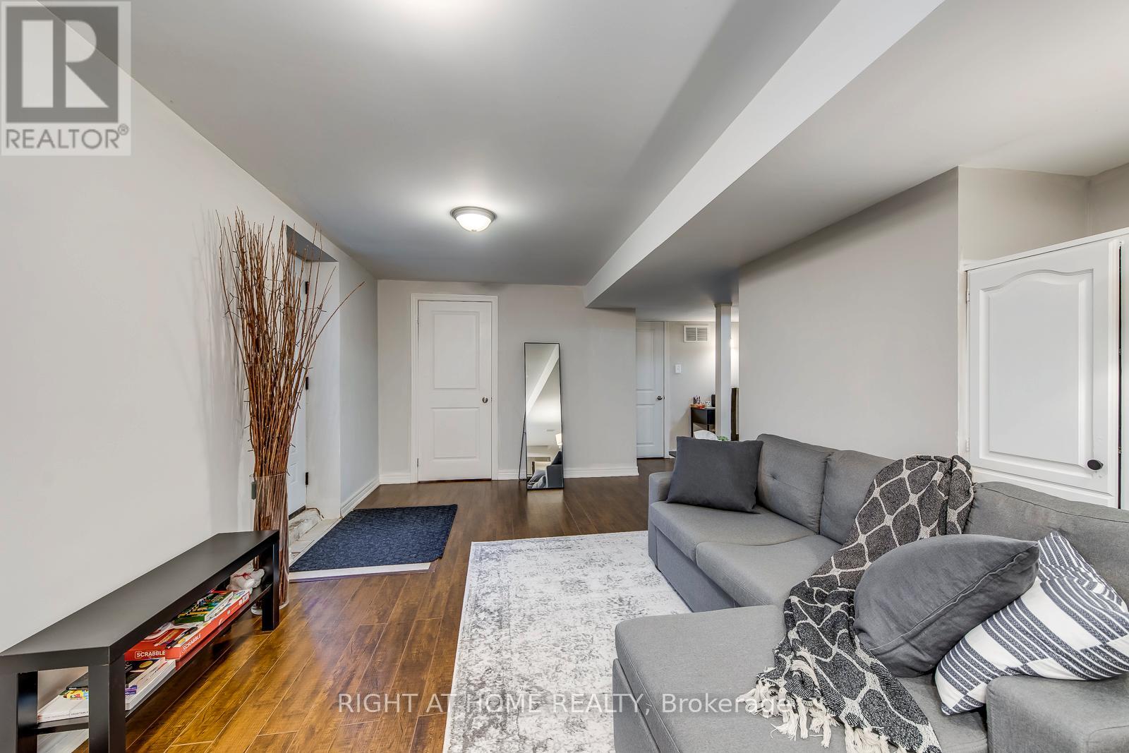 Lower - 56 Barberry Crescent, Richmond Hill, Ontario  L4E 4S6 - Photo 6 - N12987708