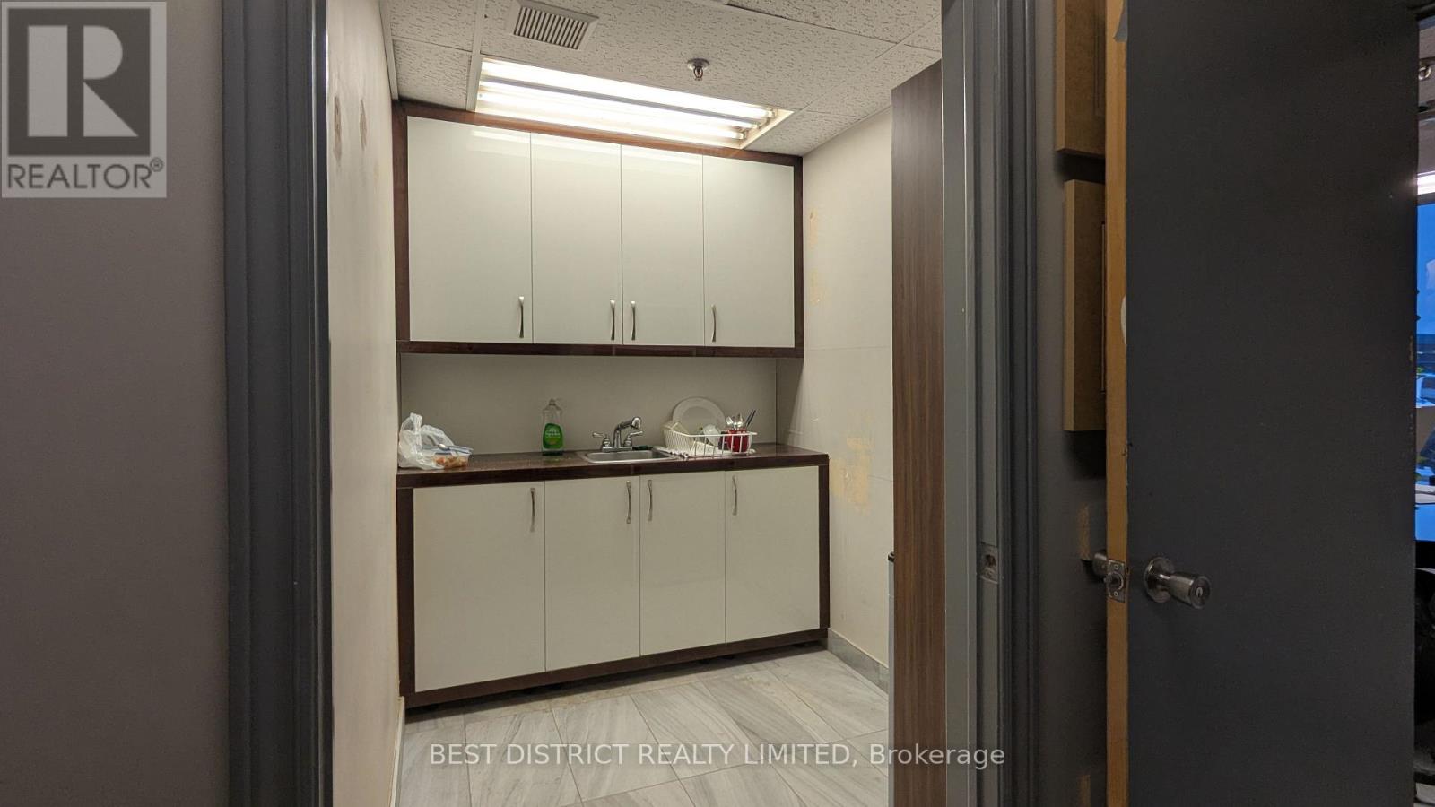 6 - 50 Ritin Lane, Vaughan, Ontario  L4K 4W6 - Photo 8 - N12987718