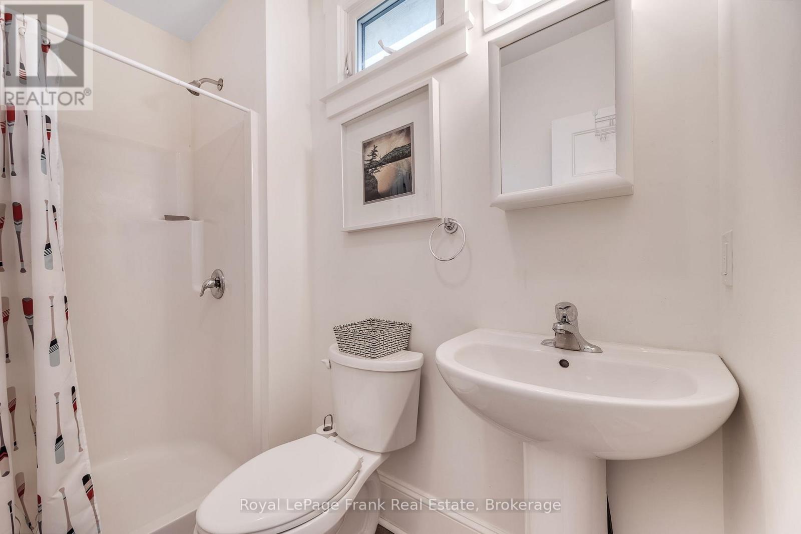 219 - 11 Hollow Lane, Prince Edward County, Ontario  K0K 1P0 - Photo 17 - X12987714