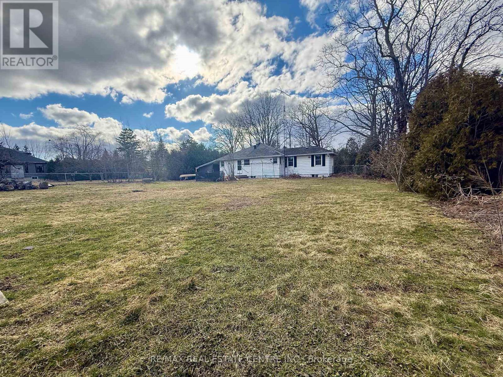 879 WEST 5TH STREET, Hamilton, Ontario