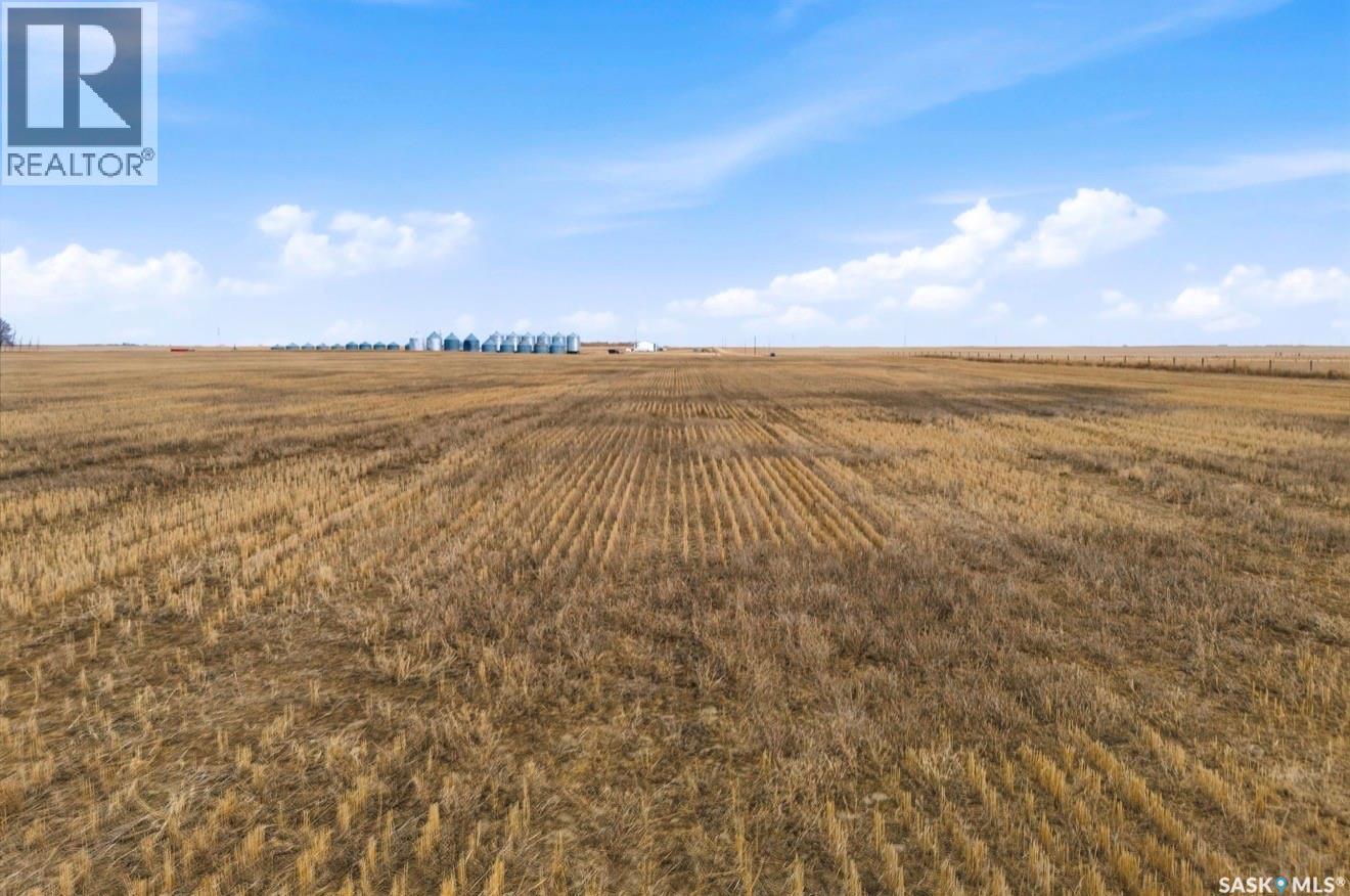 Weyburn Durum Quarter, Weyburn Rm No. 67, Saskatchewan  S4H 3J9 - Photo 4 - SK032686