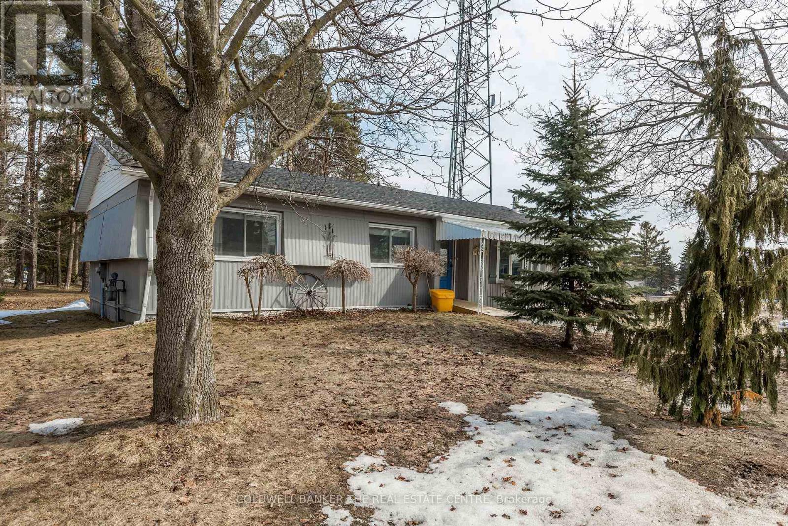 29 Main Street, Innisfil, Ontario  L9S 1L9 - Photo 2 - N12894702