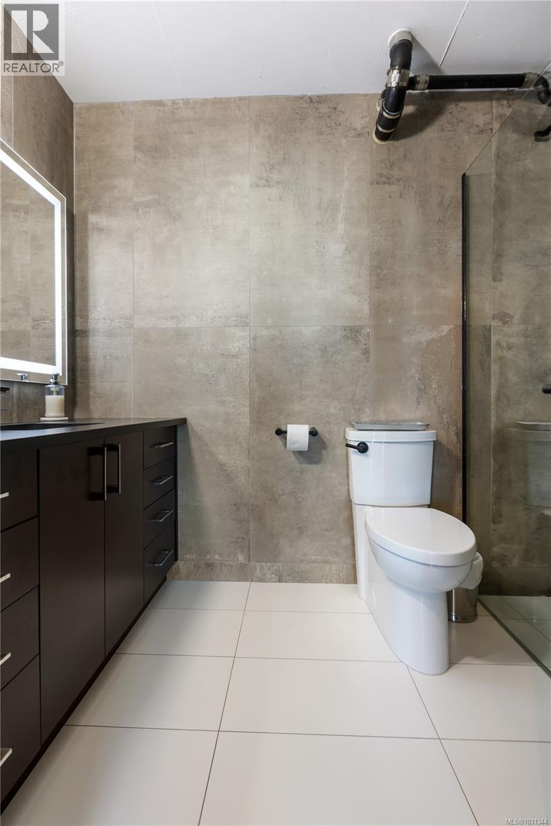 902 250 Douglas St, Victoria, British Columbia  V8V 2P4 - Photo 18 - 1031344