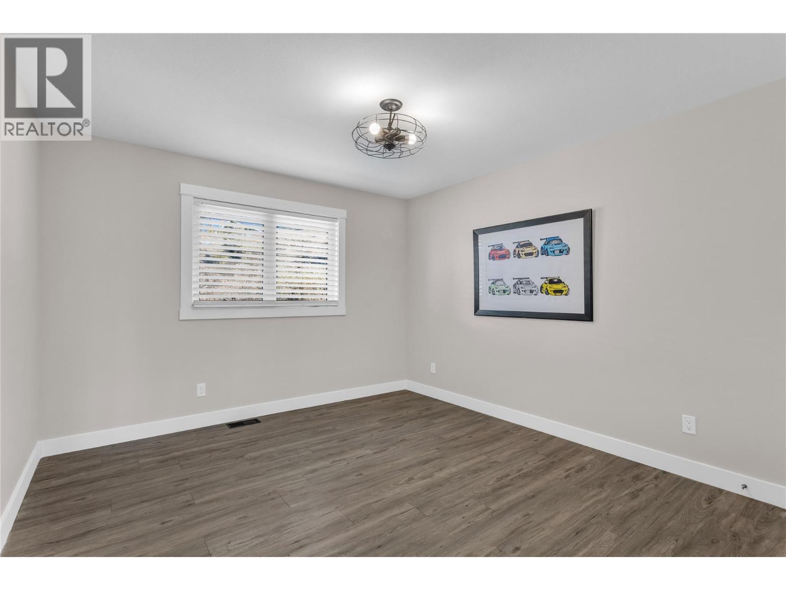 488 Sheila Crescent Kelowna Photo 32