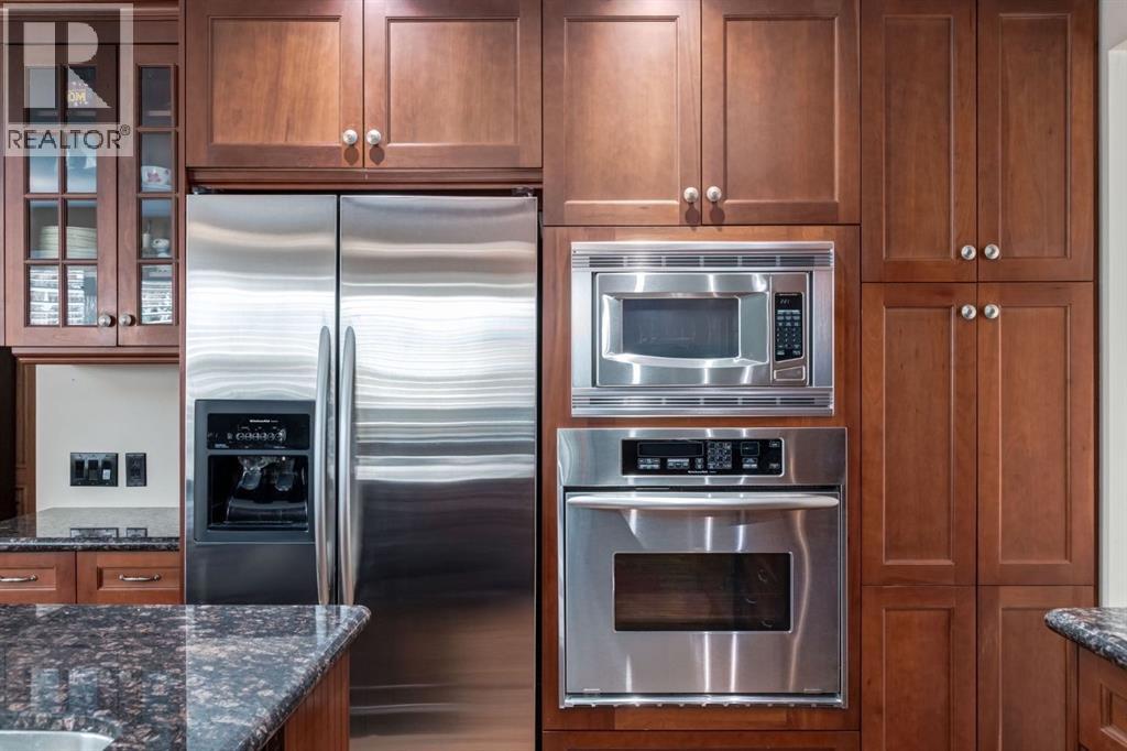 51 Woodacres Crescent Sw, Calgary, Alberta  T2W 4V5 - Photo 12 - A2298947