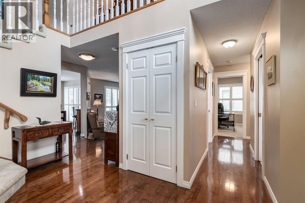 51 Woodacres Crescent Sw, Calgary, Alberta  T2W 4V5 - Photo 21 - A2298947