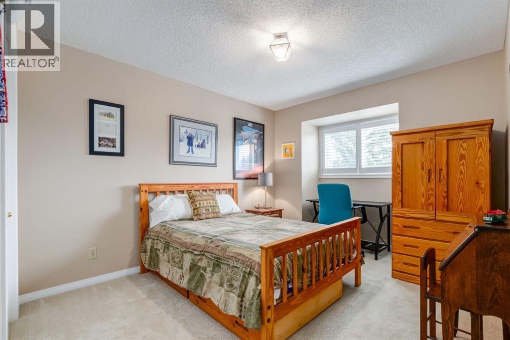 51 Woodacres Crescent Sw, Calgary, Alberta  T2W 4V5 - Photo 35 - A2298947