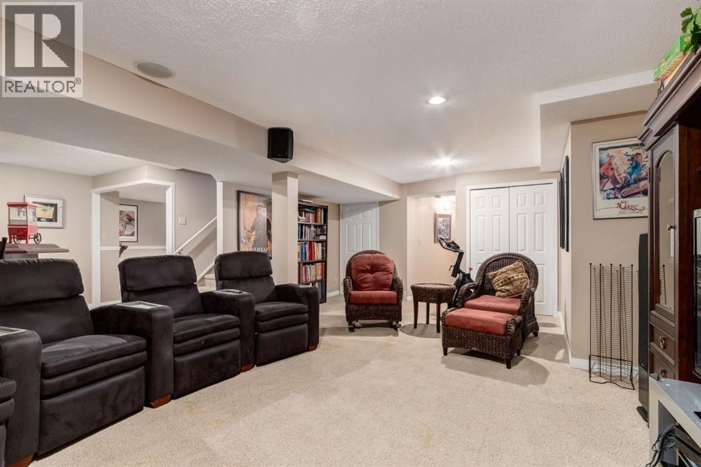 51 Woodacres Crescent Sw, Calgary, Alberta  T2W 4V5 - Photo 42 - A2298947