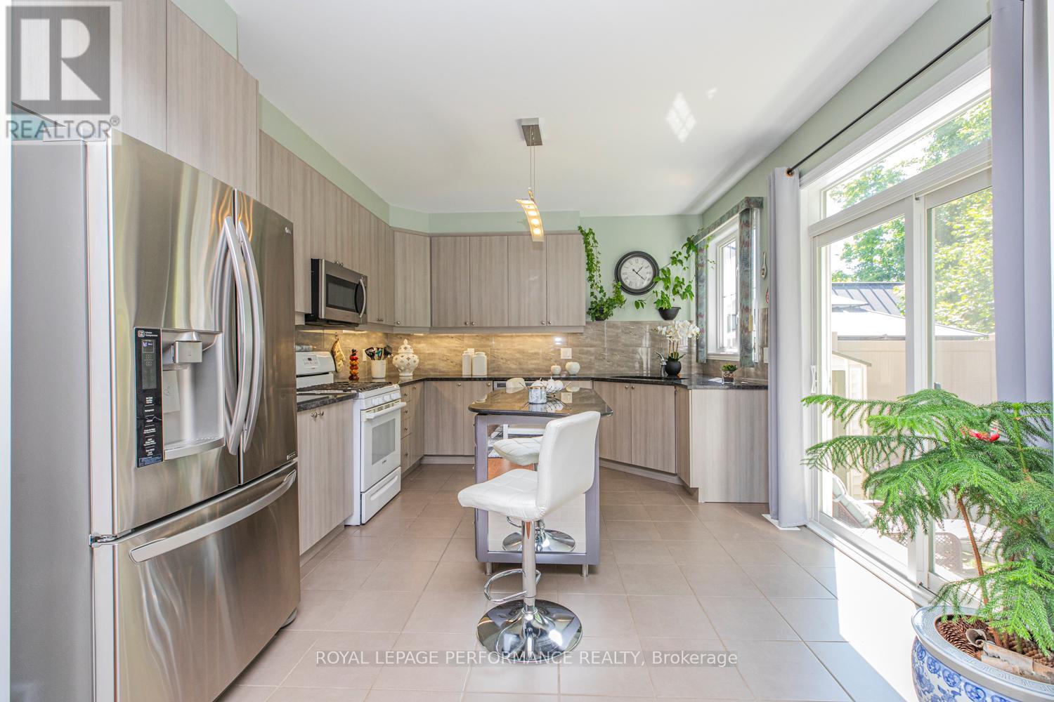 30 Summitview Drive, Ottawa, Ontario  K2M 2V9 - Photo 14 - X12987740