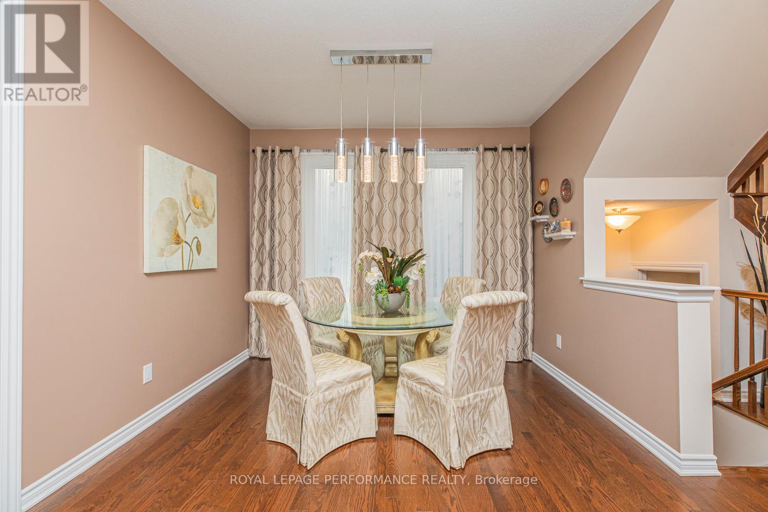 30 Summitview Drive, Ottawa, Ontario  K2M 2V9 - Photo 7 - X12987740