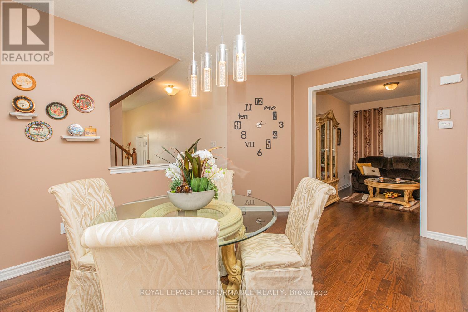 30 Summitview Drive, Ottawa, Ontario  K2M 2V9 - Photo 8 - X12987740