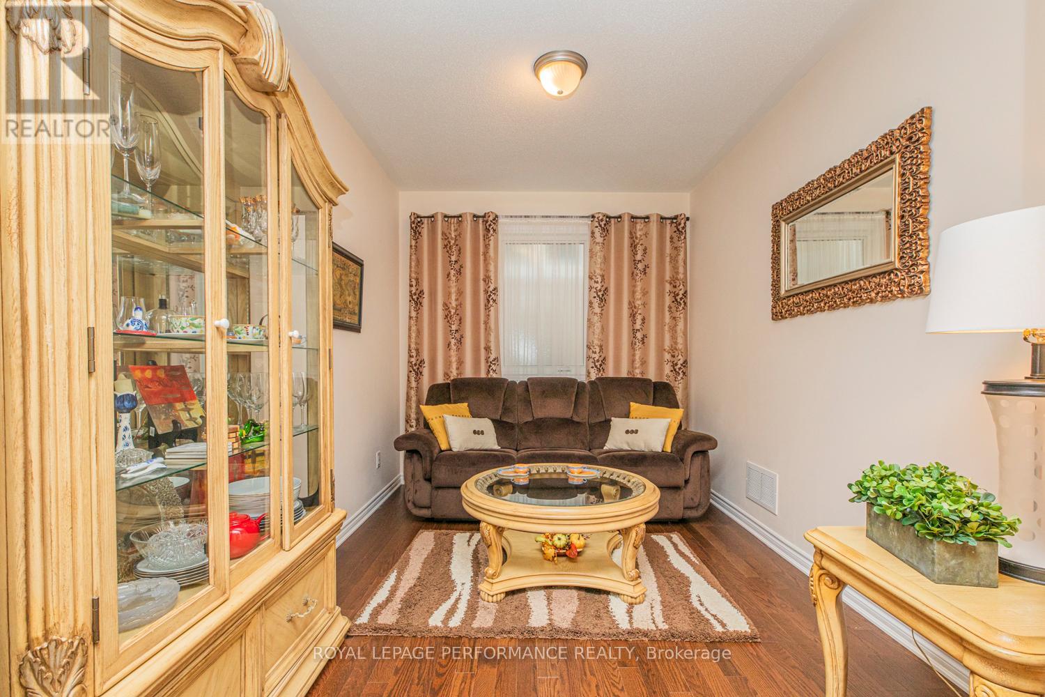 30 Summitview Drive, Ottawa, Ontario  K2M 2V9 - Photo 9 - X12987740