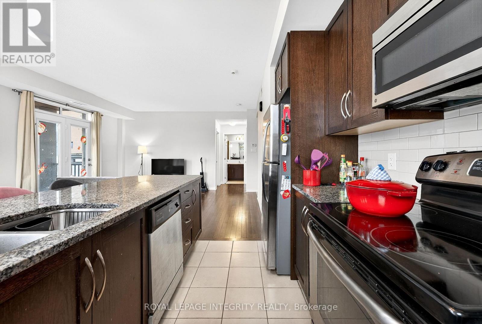 101 - 150 Guelph Private, Ottawa, Ontario  K2T 0J3 - Photo 17 - X12987742