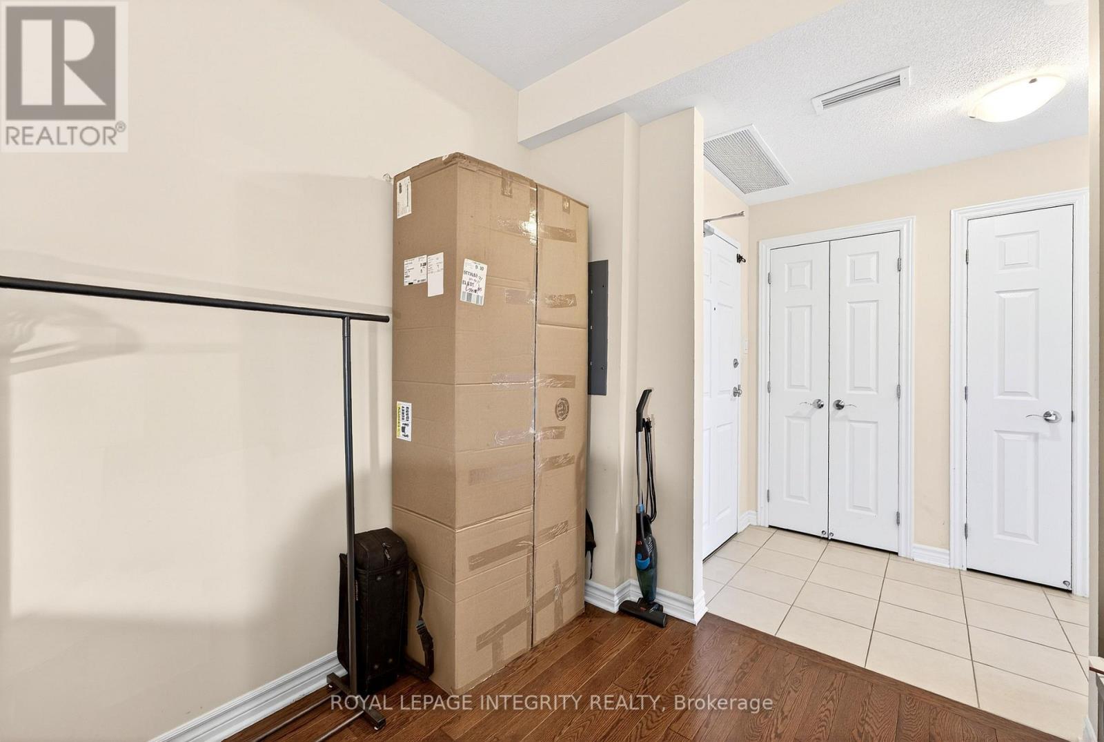 101 - 150 Guelph Private, Ottawa, Ontario  K2T 0J3 - Photo 38 - X12987742